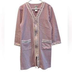 White stag sleepwear vintage cottage floral zip down night gown